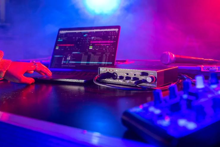 直播预告 | 3月13日皇家88在线培训——UR22C 声卡录音套装使用指南