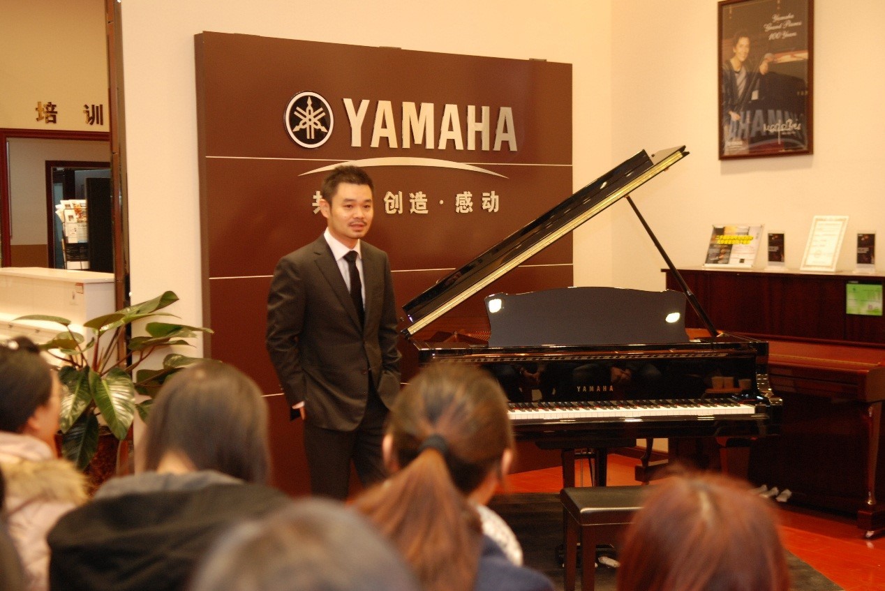 皇家88艺术家孙鹏杰教授郑州独奏音乐会暨大师班活动报道